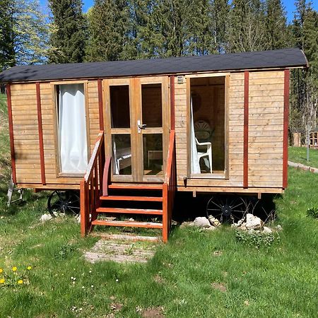 Camping-Chalets La Faviere Lac des Rouges Truites Exterior photo