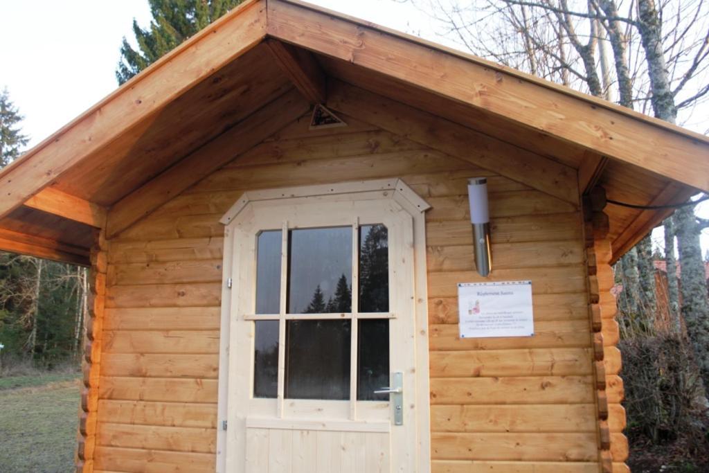 Camping-Chalets La Faviere Lac des Rouges Truites Exterior photo
