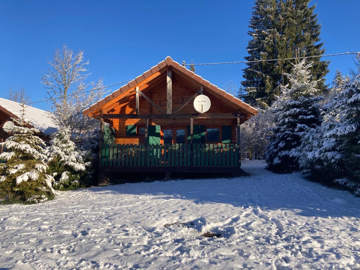Camping-Chalets La Faviere Lac des Rouges Truites Exterior photo
