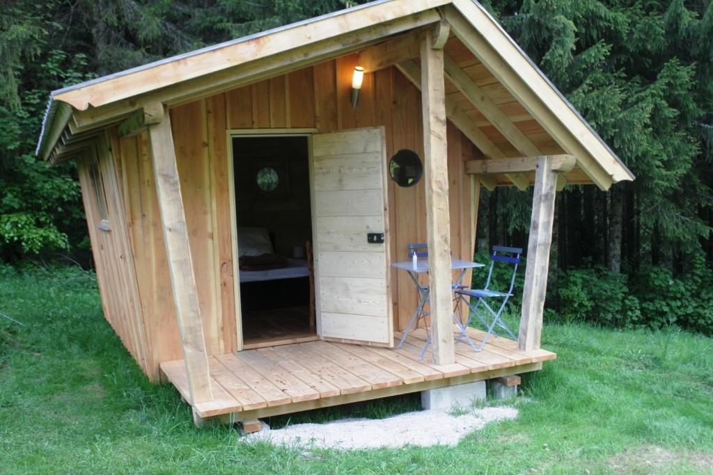 Camping-Chalets La Faviere Lac des Rouges Truites Exterior photo