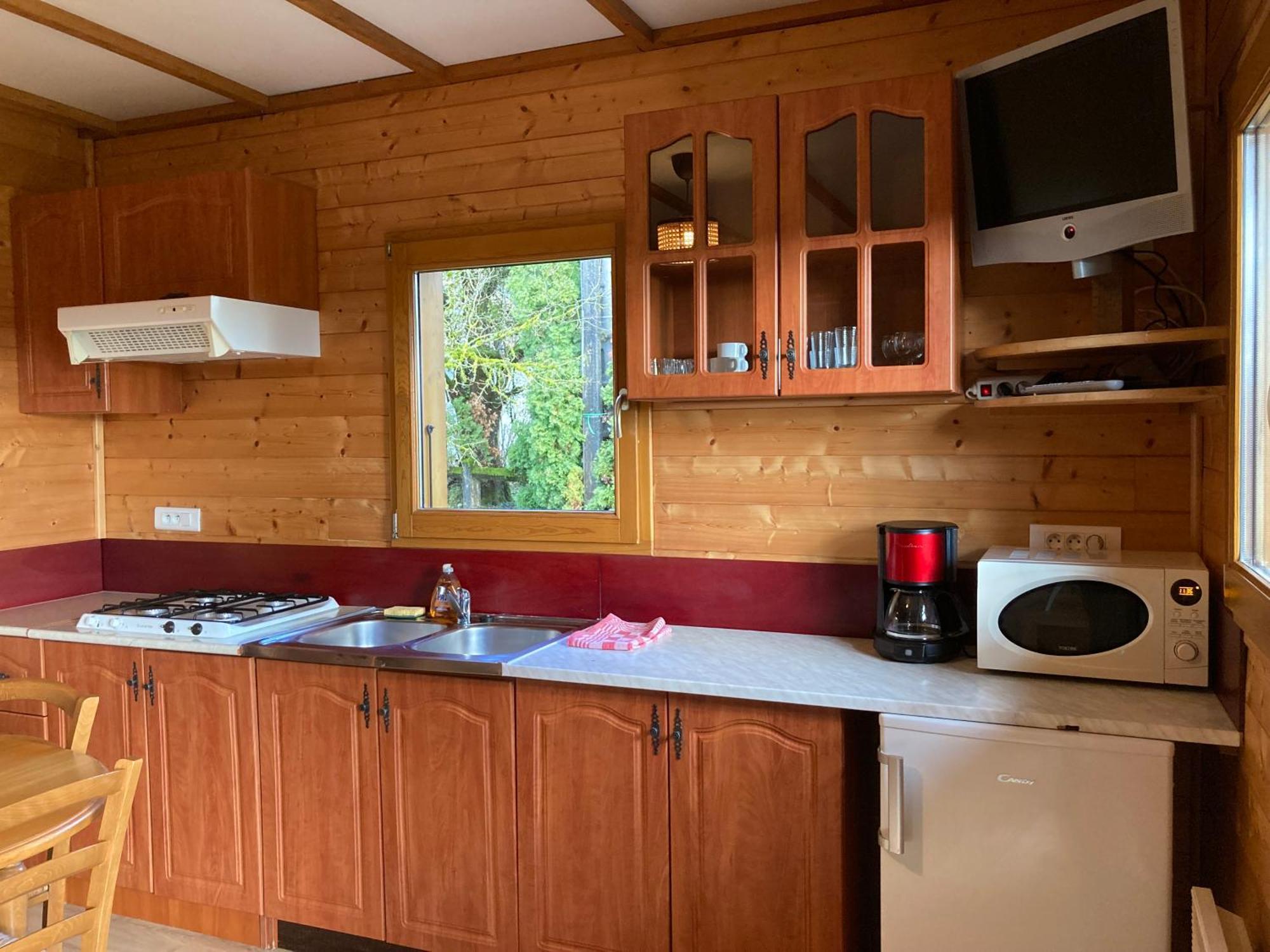 Camping-Chalets La Faviere Lac des Rouges Truites Exterior photo