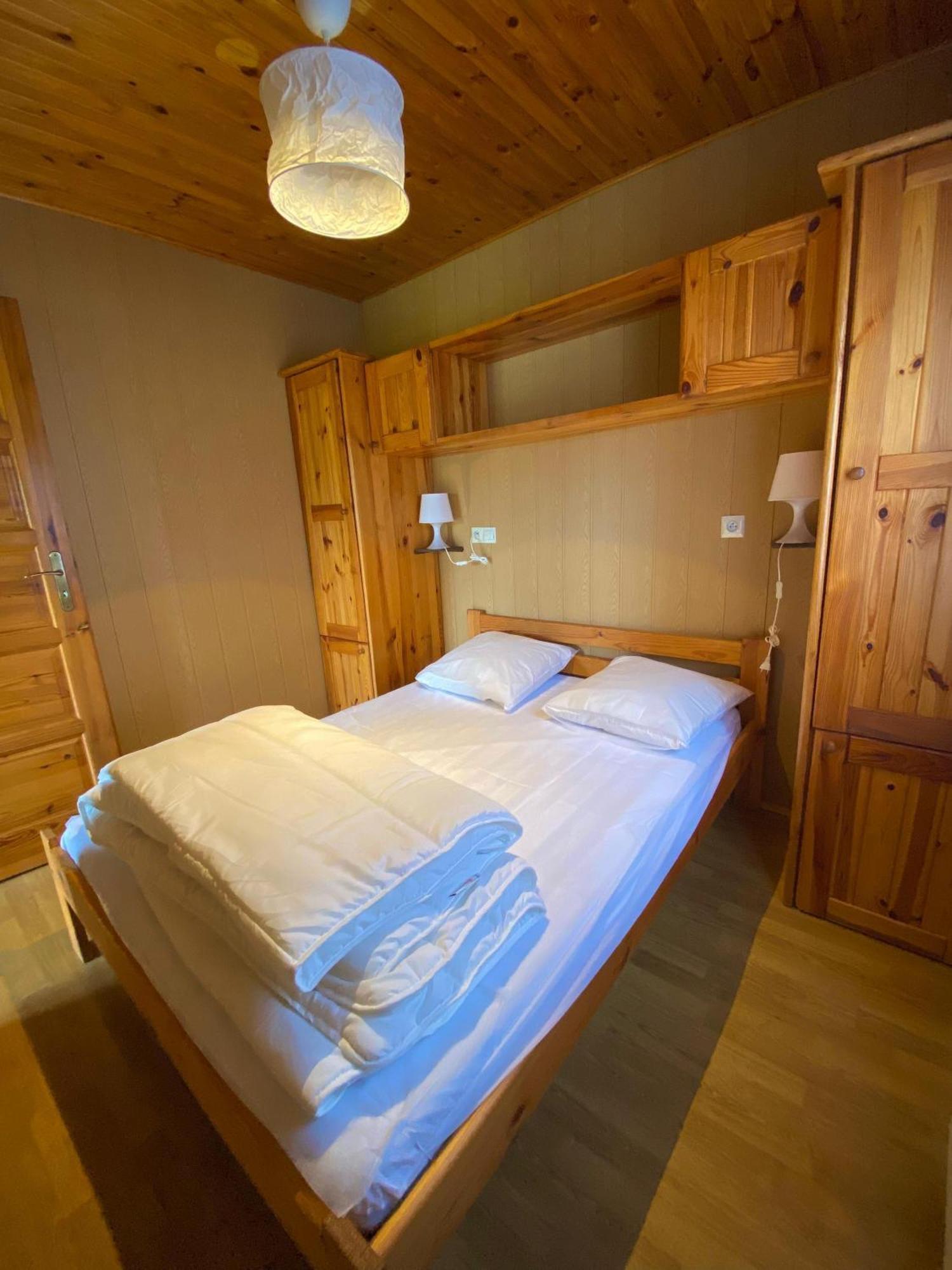 Camping-Chalets La Faviere Lac des Rouges Truites Exterior photo